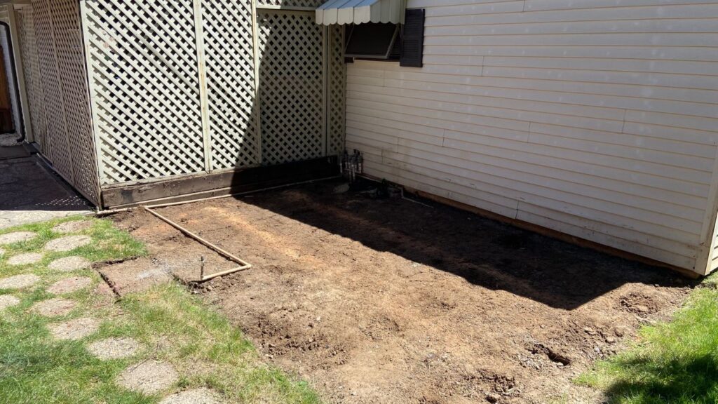 Deck demolition in sacramento